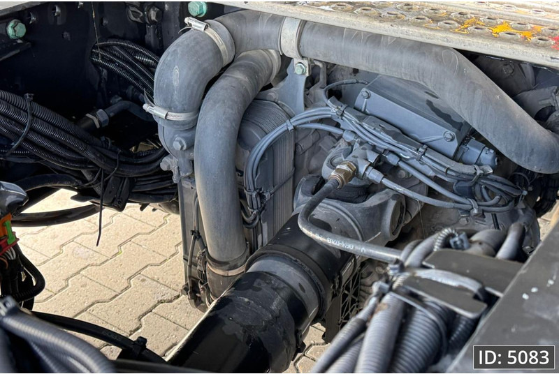 MAN TGX 18.500 XLX, Euro 6, / Retarder / 2 Tanks, Intarder - Tractor: foto 5 MAN TGX 18.500 XLX, Euro 6, / Retarder / 2 Tanks, Intarder - Tractor: foto 5