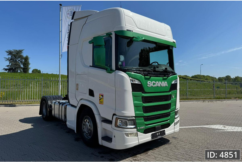 Scania R450 Topline, Euro 6, / Retarder / Standklima / 2x Tank, Intarder - Tractor: foto 4 Scania R450 Topline, Euro 6, / Retarder / Standklima / 2x Tank, Intarder - Tractor: foto 4