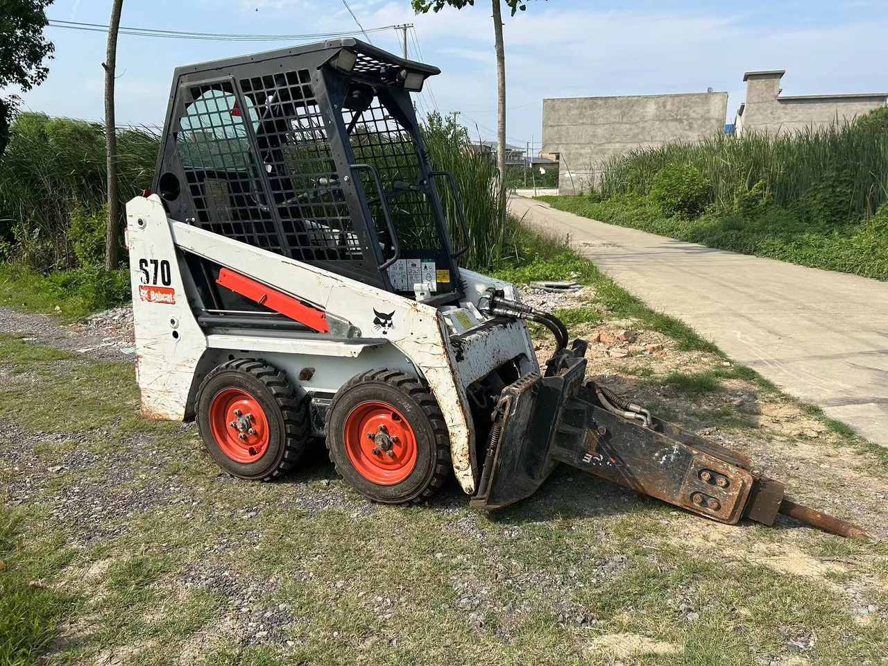 BOBCAT S70 Skid Steer Loader Click for Discount - Mini carregadeira: foto 5 BOBCAT S70 Skid Steer Loader Click for Discount - Mini carregadeira: foto 5