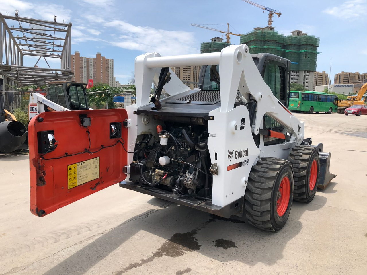 BOBCAT Skid Steer Loader S770 Click for Discount - Mini carregadeira: foto 2 BOBCAT Skid Steer Loader S770 Click for Discount - Mini carregadeira: foto 2