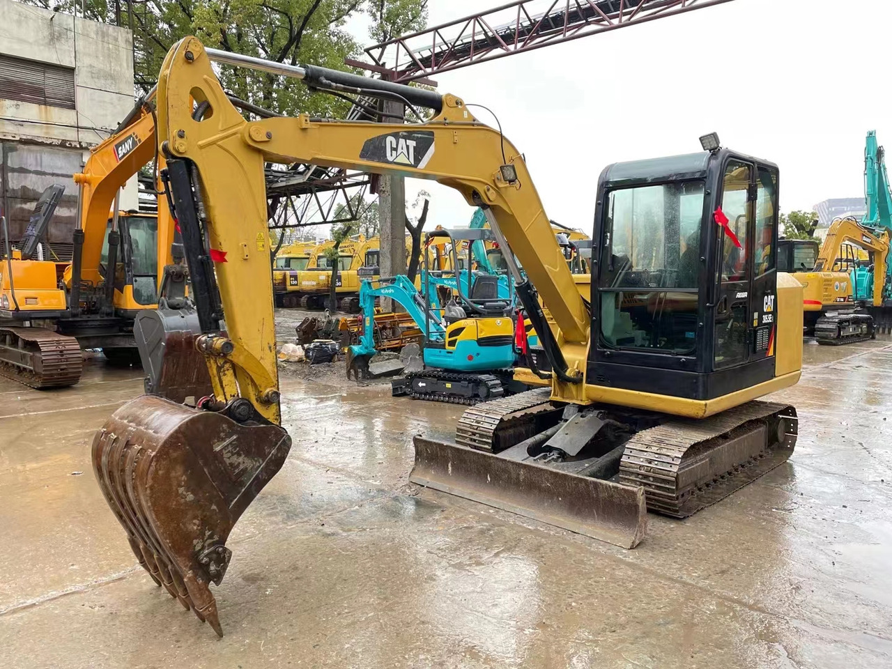 CAT 305.5E Mini excavator Click for Discount - Mini escavadeira: foto 2 CAT 305.5E Mini excavator Click for Discount - Mini escavadeira: foto 2
