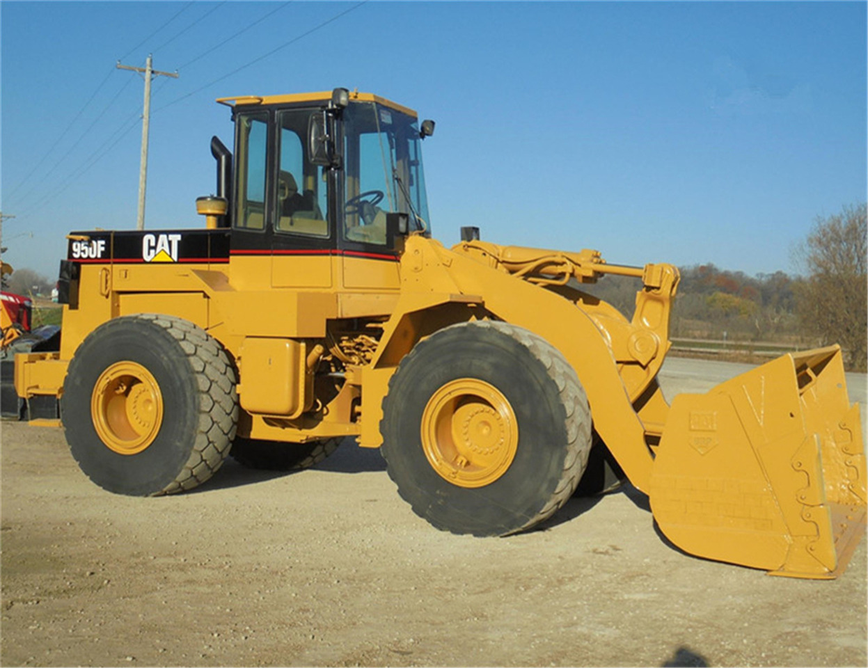 CATERPILLAR Skid Steer Loader 950F - Mini carregadeira: foto 2 CATERPILLAR Skid Steer Loader 950F - Mini carregadeira: foto 2