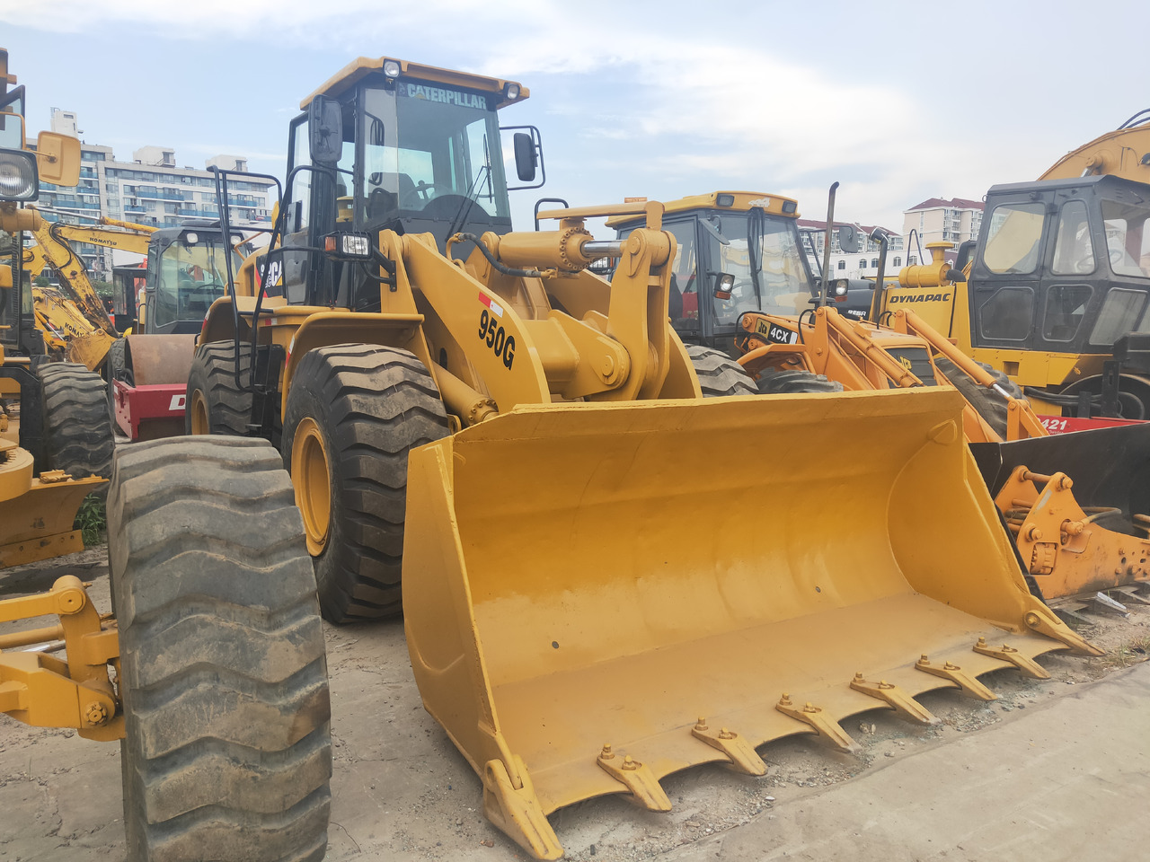 CATERPILLAR Wheel Loader 950G Click Here for Discount - Carregadeira de rodas: foto 1 CATERPILLAR Wheel Loader 950G Click Here for Discount - Carregadeira de rodas: foto 1