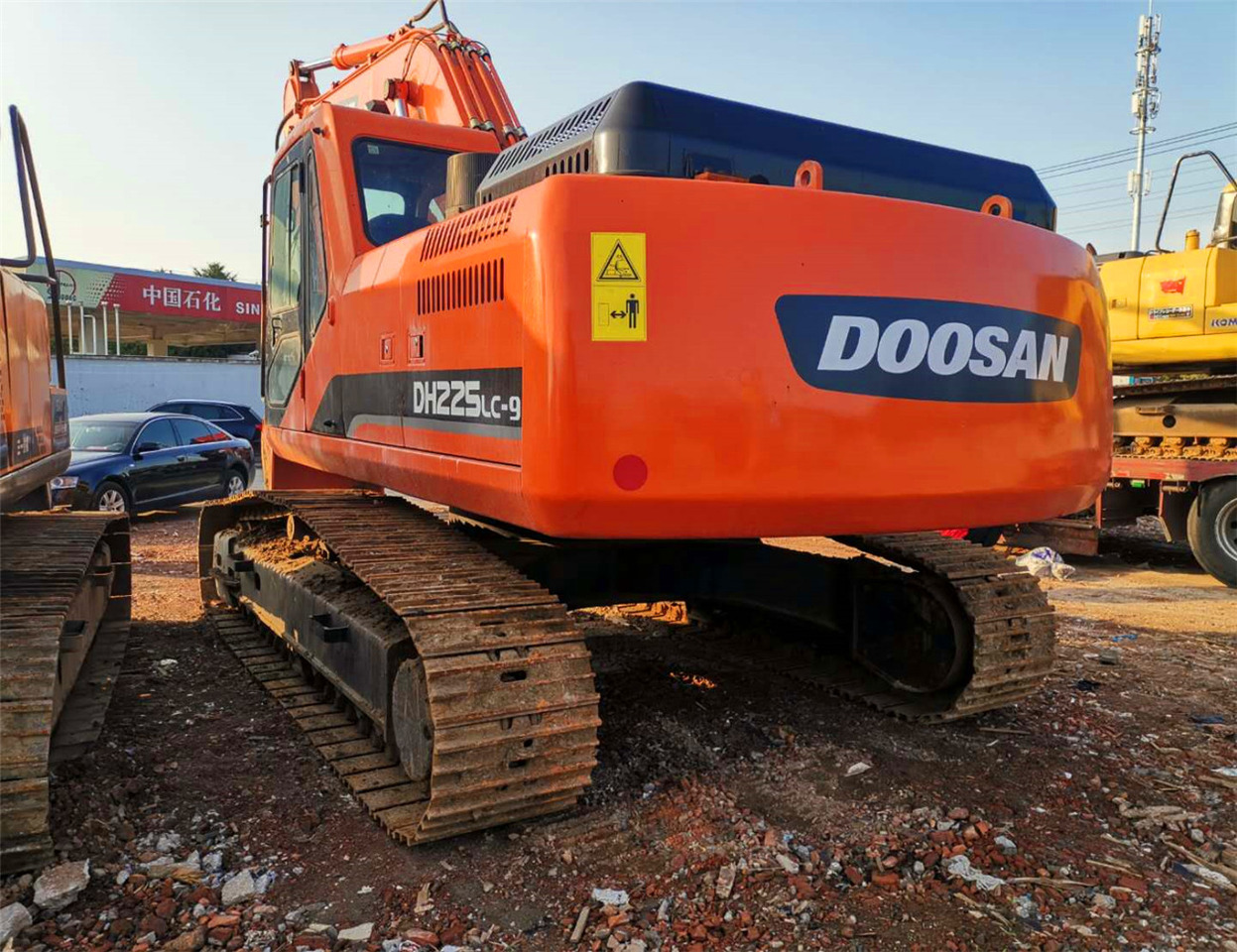 DOOSAN Crawler Excavator DH225 Click Here for Discount - Escavadora de rastos: foto 5 DOOSAN Crawler Excavator DH225 Click Here for Discount - Escavadora de rastos: foto 5