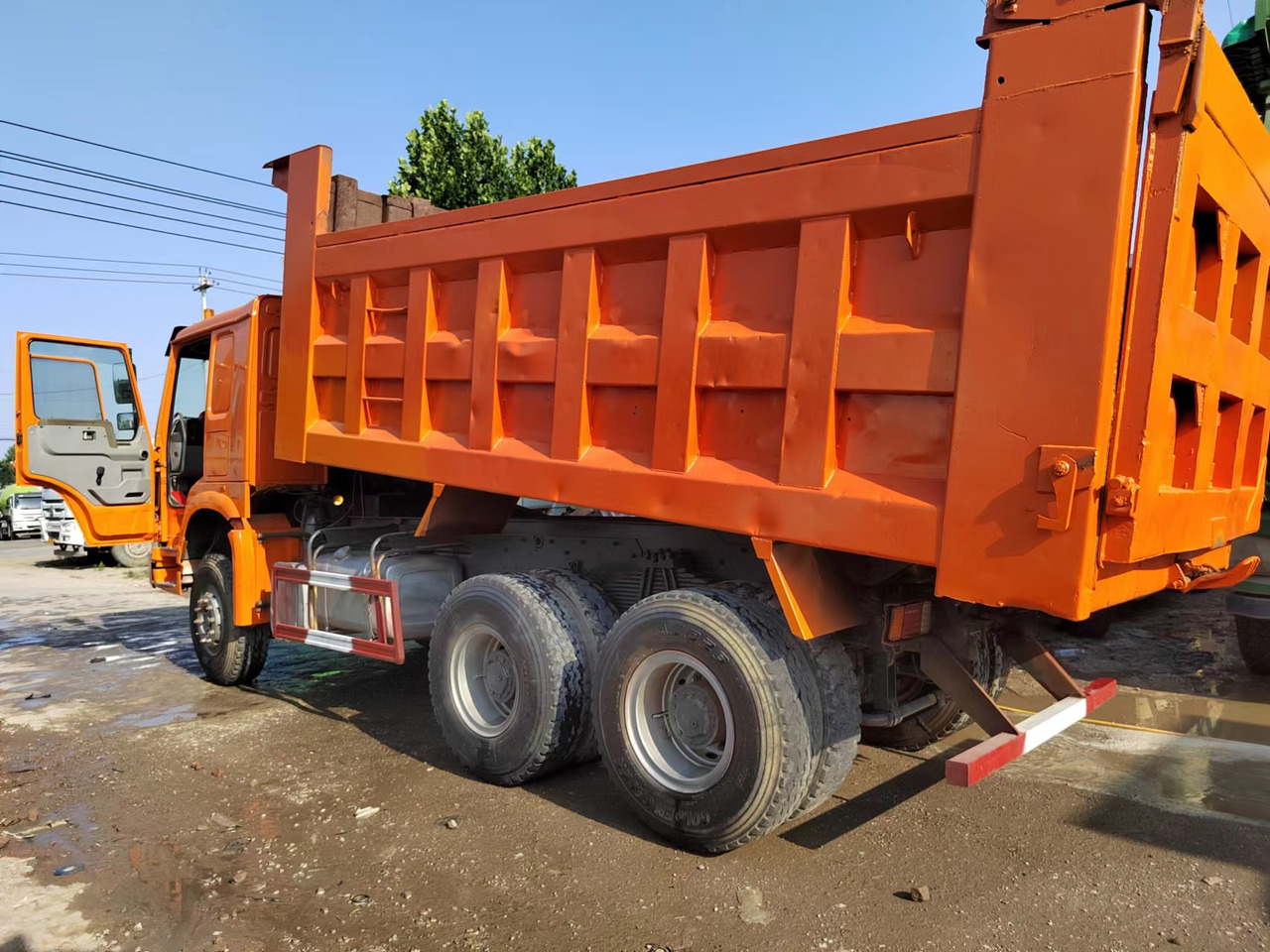 HOWO Dump Truck 6*4 371 Click Here for Discount - Caminhão basculante: foto 4 HOWO Dump Truck 6*4 371 Click Here for Discount - Caminhão basculante: foto 4
