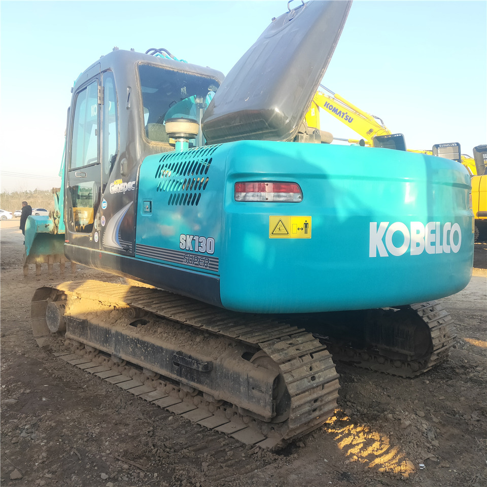 KOBELCO SK130 - Escavadora de rastos: foto 4 KOBELCO SK130 - Escavadora de rastos: foto 4