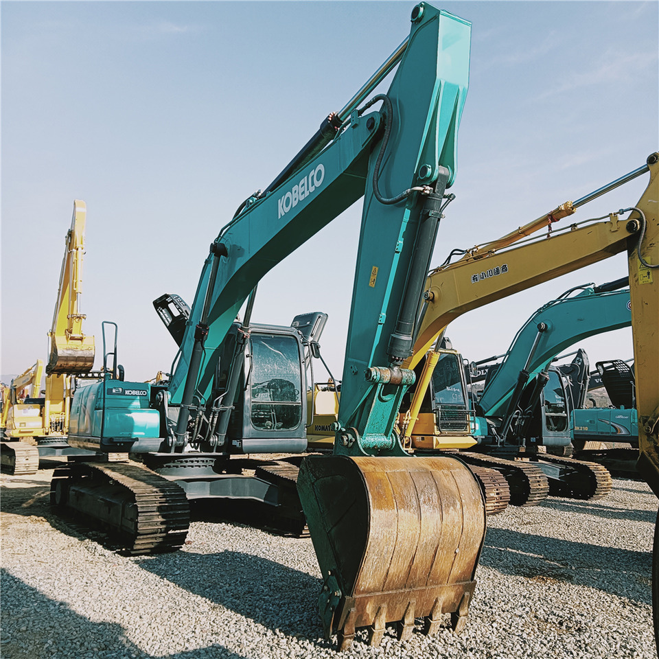 KOBELCO SK200D - Escavadora de rastos: foto 2 KOBELCO SK200D - Escavadora de rastos: foto 2