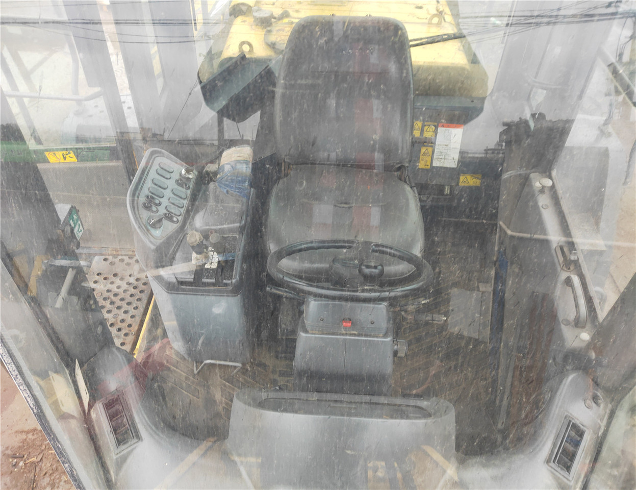 KOMATSU wheel Loader - Carregadeira de rodas: foto 5 KOMATSU wheel Loader - Carregadeira de rodas: foto 5