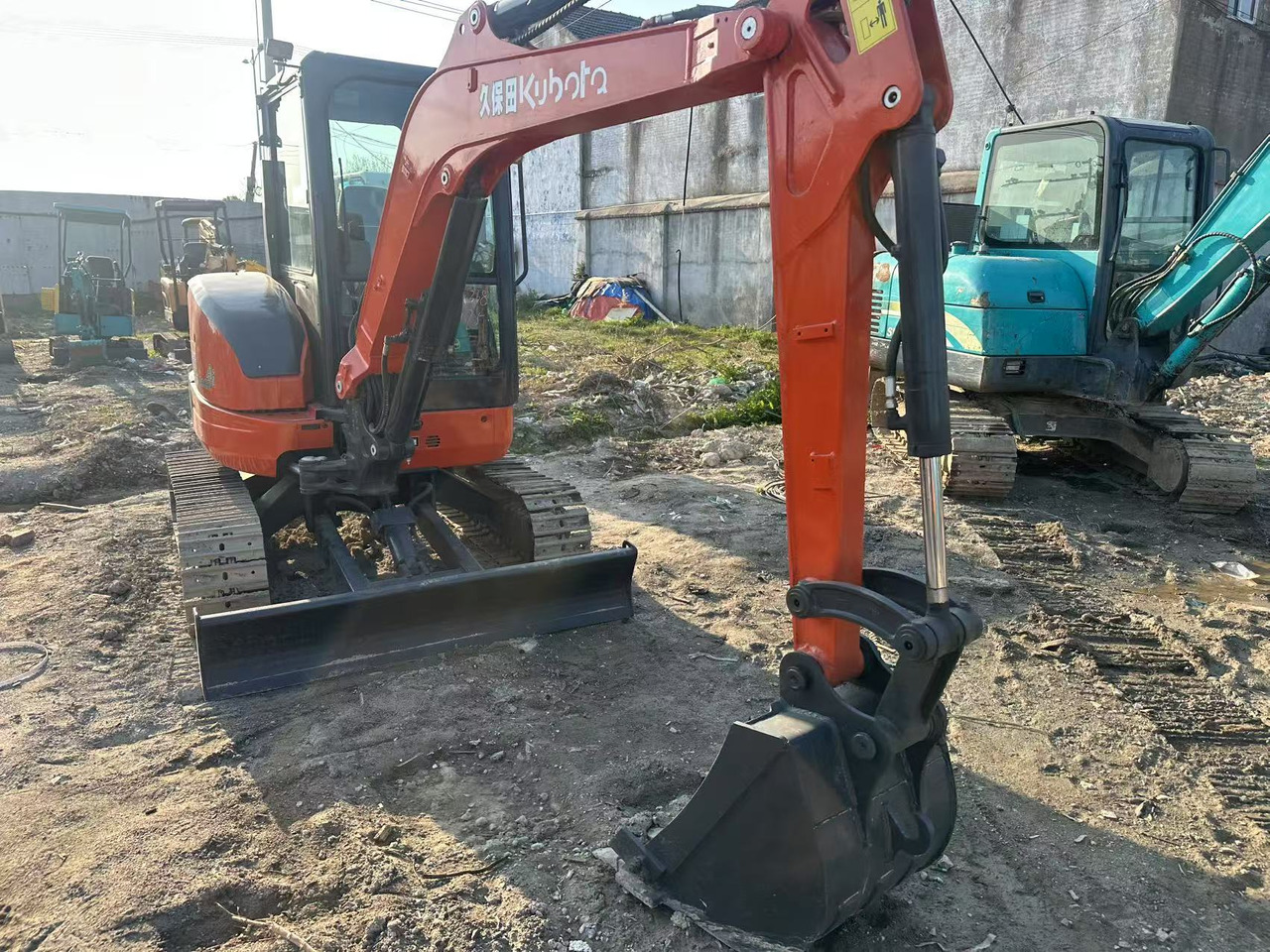 KUBOTA U35 - Escavadora de rastos: foto 3 KUBOTA U35 - Escavadora de rastos: foto 3
