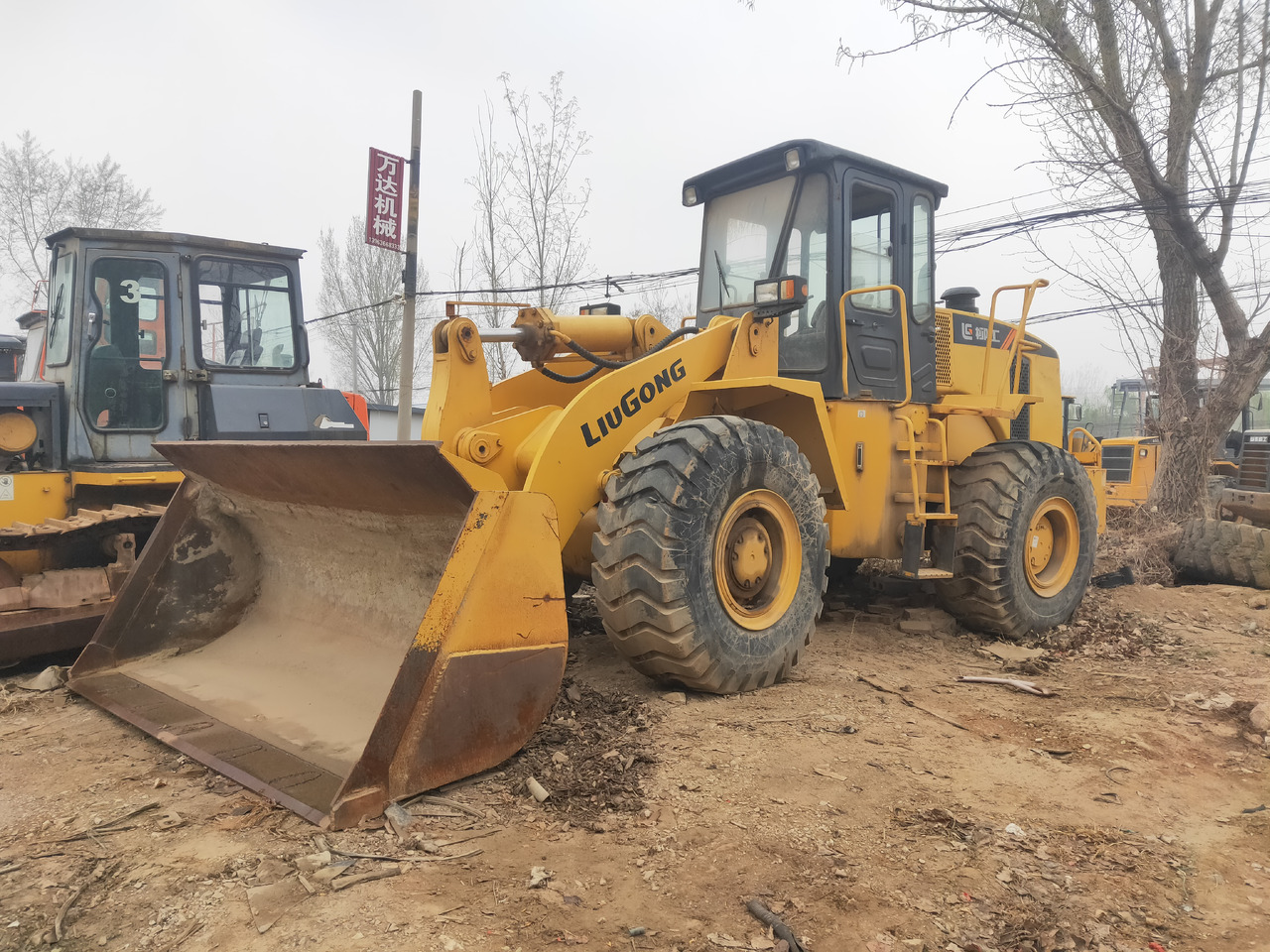 LIUGONG Wheel Loader ZL50CN Click Here for Discount - Carregadeira de rodas: foto 1 LIUGONG Wheel Loader ZL50CN Click Here for Discount - Carregadeira de rodas: foto 1