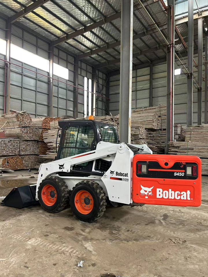 BOBCAT Skid Steer Loader S450 - Máquina de construção: foto 3 BOBCAT Skid Steer Loader S450 - Máquina de construção: foto 3