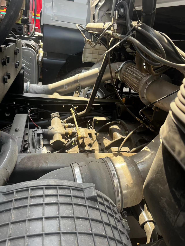 SHACMAN X3000 Dump Truck Click for Discount - Caminhão basculante: foto 5 SHACMAN X3000 Dump Truck Click for Discount - Caminhão basculante: foto 5