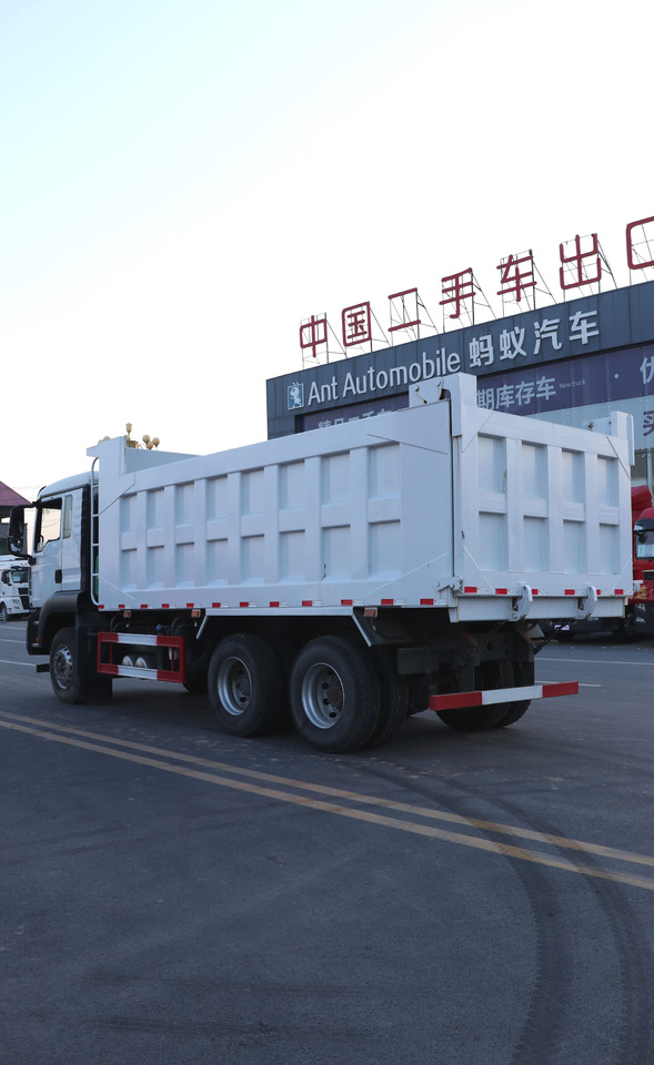 SINOTRUK Dump Truck 6x4 Click for Discount - Caminhão basculante: foto 4 SINOTRUK Dump Truck 6x4 Click for Discount - Caminhão basculante: foto 4