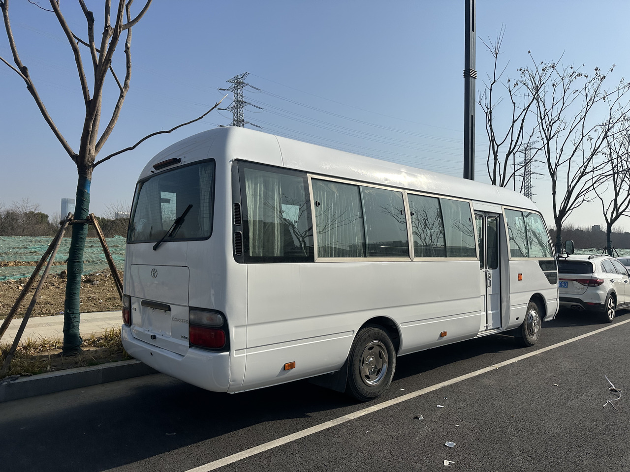 TOYOTA Mini Coach White Low Mileage - Autocarro: foto 5 TOYOTA Mini Coach White Low Mileage - Autocarro: foto 5