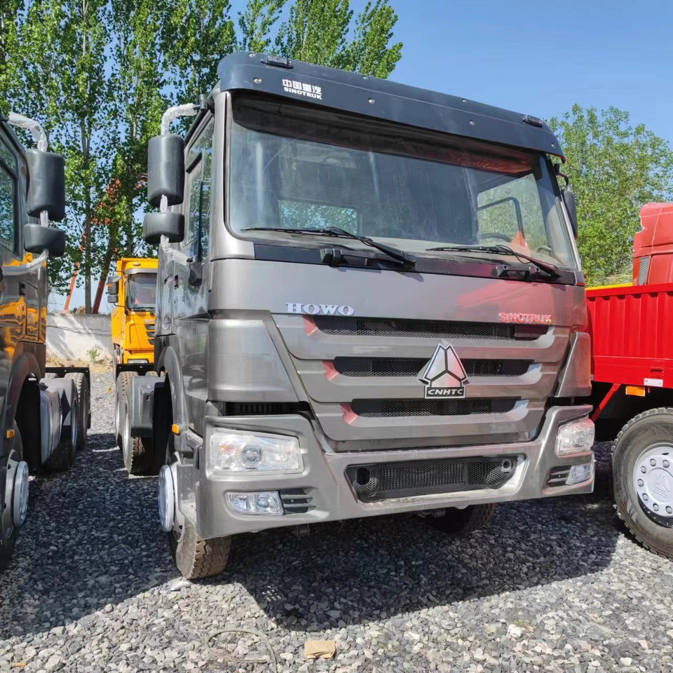 SINOTRUK HOWO 371 CLICK HERE FOR DISCOUNT - Tractor: foto 3 SINOTRUK HOWO 371 CLICK HERE FOR DISCOUNT - Tractor: foto 3
