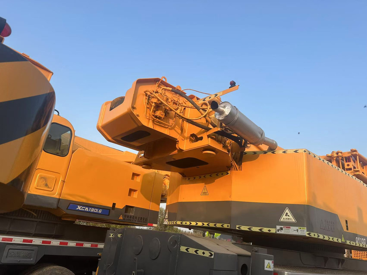 XCMG Crane QY100 - Grua todo o terreno: foto 4 XCMG Crane QY100 - Grua todo o terreno: foto 4