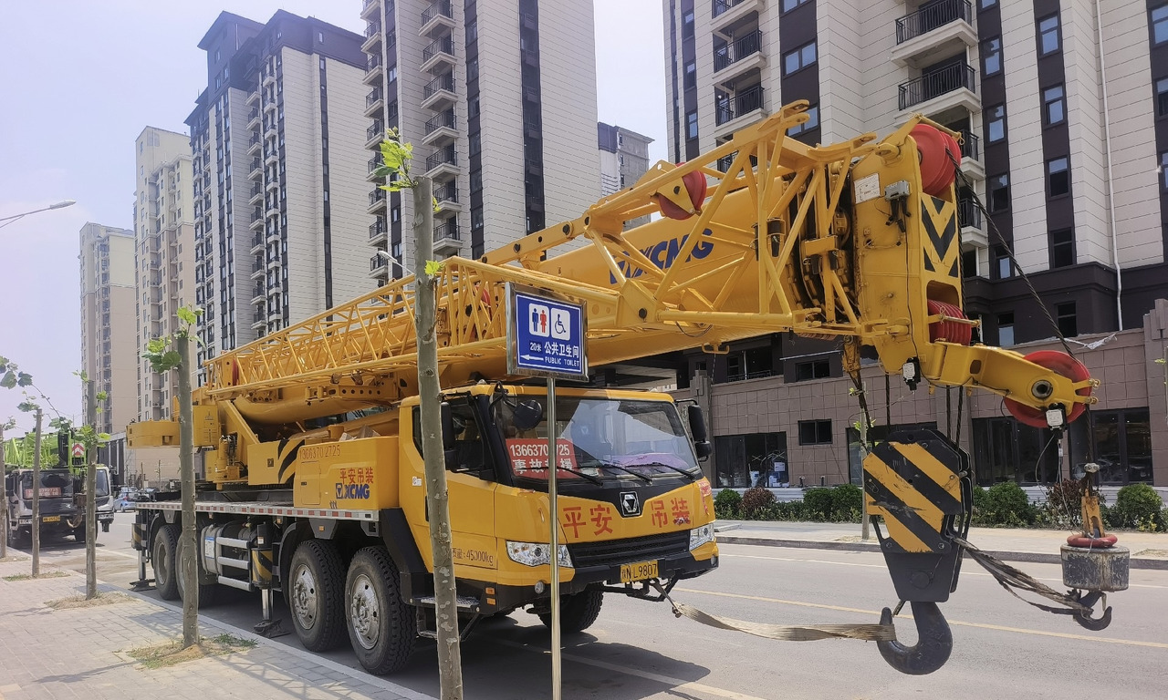 XCMG Crane QY75K - Guindaste: foto 1 XCMG Crane QY75K - Guindaste: foto 1