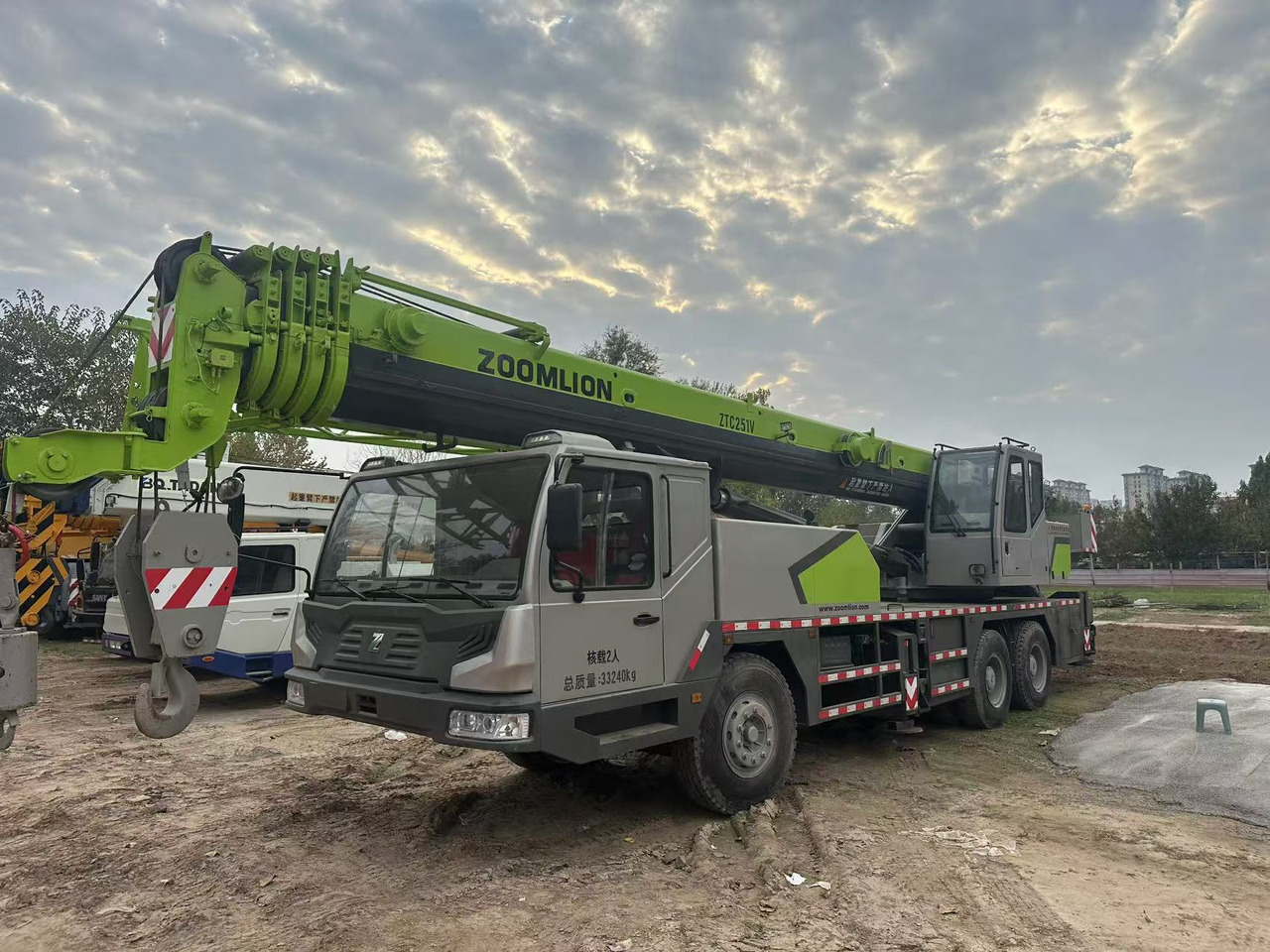 ZOOMLION Crane ZTC251V 25Ton - Guindaste: foto 2 ZOOMLION Crane ZTC251V 25Ton - Guindaste: foto 2
