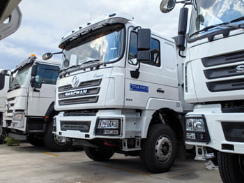 SHACMAN Shacman Tractor Truck for Sale in Malawi - Caminhão: foto 3 SHACMAN Shacman Tractor Truck for Sale in Malawi - Caminhão: foto 3