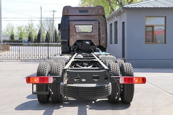 FAWA FAW Truck J6P New Model for Sale in Sierra Leone - Caminhão chassi: foto 4 FAWA FAW Truck J6P New Model for Sale in Sierra Leone - Caminhão chassi: foto 4