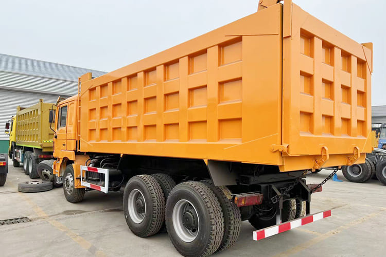 SHACMAN Shacman Cargo Truck for Sale in Kenya - Caminhão basculante: foto 2 SHACMAN Shacman Cargo Truck for Sale in Kenya - Caminhão basculante: foto 2