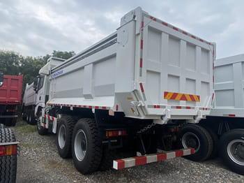 SHACMAN Shacman Tipper Truck for Sale in Jamaica - Caminhão basculante: foto 4 SHACMAN Shacman Tipper Truck for Sale in Jamaica - Caminhão basculante: foto 4