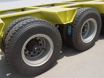 TITAN 60T Detach Lowboy Gooseneck for Sale in Congo - Semireboque: foto 4 TITAN 60T Detach Lowboy Gooseneck for Sale in Congo - Semireboque: foto 4