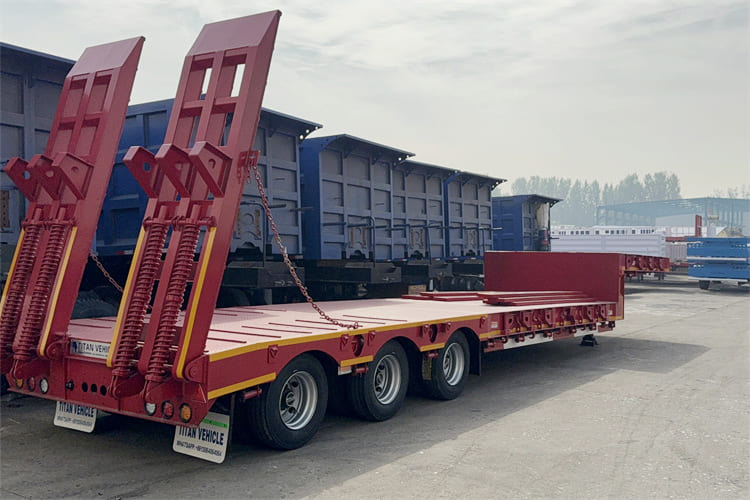 TITAN 100t Lowbed Trailer for Sale in Tanzania - Semireboque baixa: foto 4 TITAN 100t Lowbed Trailer for Sale in Tanzania - Semireboque baixa: foto 4