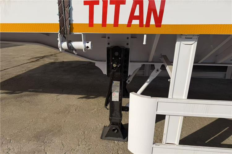 TITAN 4 Axle Flatbed Trailer for Sale In Saudi Arabia - Semi-reboque plataforma/ Caixa aberta: foto 4 TITAN 4 Axle Flatbed Trailer for Sale In Saudi Arabia - Semi-reboque plataforma/ Caixa aberta: foto 4