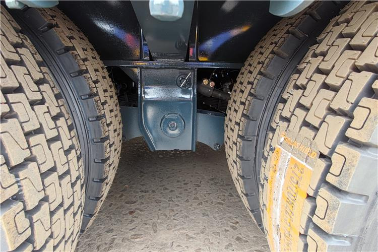 TITAN 4 Axle Low Loader Trailer for Sale In Jamaica - Semireboque baixa: foto 5 TITAN 4 Axle Low Loader Trailer for Sale In Jamaica - Semireboque baixa: foto 5