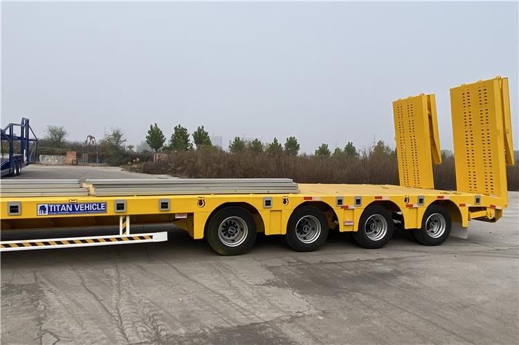 TITAN Heavy Duty 4 Low Bed Trailer for Sale Price In Guinea - Semireboque baixa: foto 4 TITAN Heavy Duty 4 Low Bed Trailer for Sale Price In Guinea - Semireboque baixa: foto 4