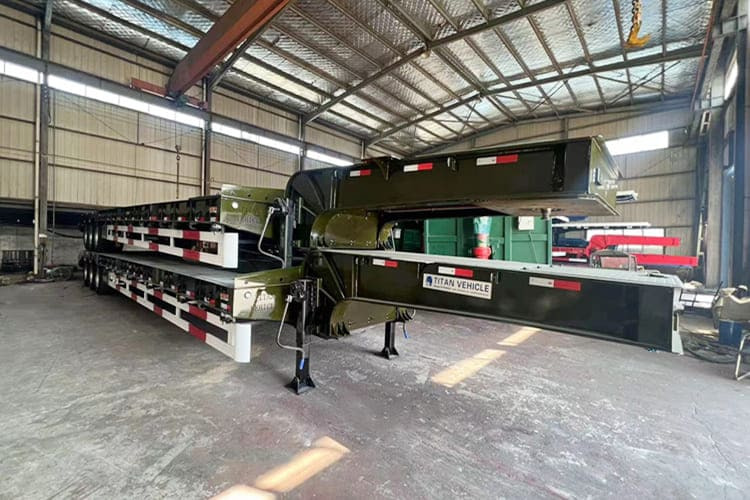 TITAN Low Bed Trailer Truck for Sale in Zambia - Semireboque baixa: foto 5 TITAN Low Bed Trailer Truck for Sale in Zambia - Semireboque baixa: foto 5