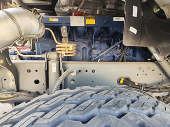 SINOTRUK 6x4 Sino Howo Truck for Sale in Sierra Leone - Tractor: foto 5 SINOTRUK 6x4 Sino Howo Truck for Sale in Sierra Leone - Tractor: foto 5