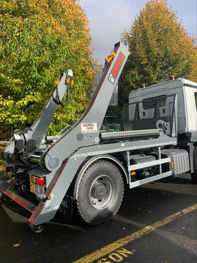 Mercedes Actros 1835 - Caminhão multibenne: foto 4 Mercedes Actros 1835 - Caminhão multibenne: foto 4