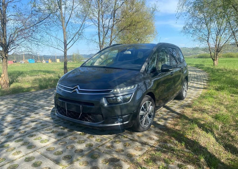 Citroën C4 Grand Picasso BlueHDi 120 EAT6 Selection - Micro-ônibus, Furgão de passageiros: foto 2 Citroën C4 Grand Picasso BlueHDi 120 EAT6 Selection - Micro-ônibus, Furgão de passageiros: foto 2
