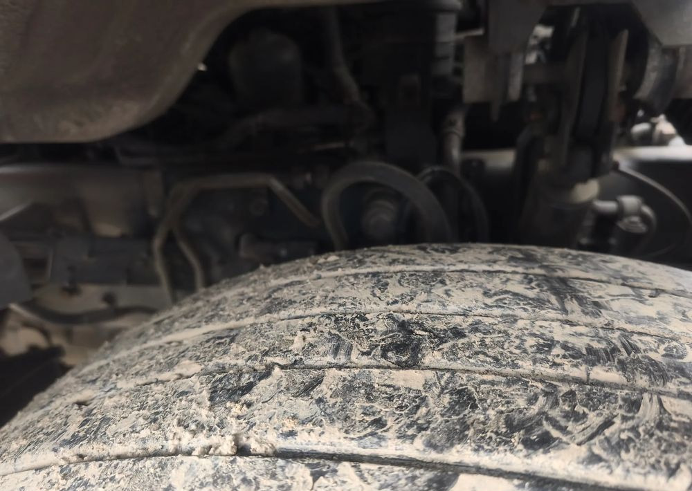 Renault Gama D 18.280  rama do zabudowy poduszka - Caminhão chassi: foto 4 Renault Gama D 18.280  rama do zabudowy poduszka - Caminhão chassi: foto 4