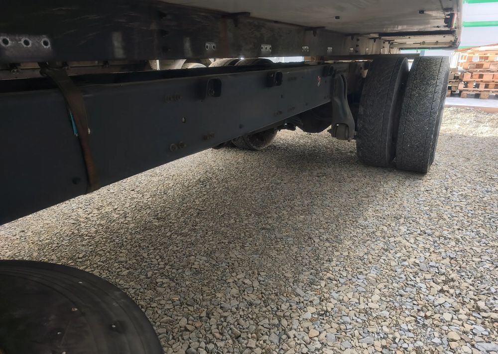 Renault Gama D 18.280  rama do zabudowy poduszka - Caminhão chassi: foto 5 Renault Gama D 18.280  rama do zabudowy poduszka - Caminhão chassi: foto 5