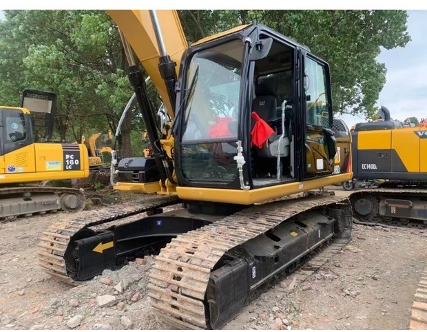 2021 Caterpillar 318D2 - Escavadora de rastos: foto 2 2021 Caterpillar 318D2 - Escavadora de rastos: foto 2
