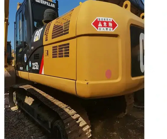 2022 Caterpillar 325 - Escavadora de rastos: foto 4 2022 Caterpillar 325 - Escavadora de rastos: foto 4