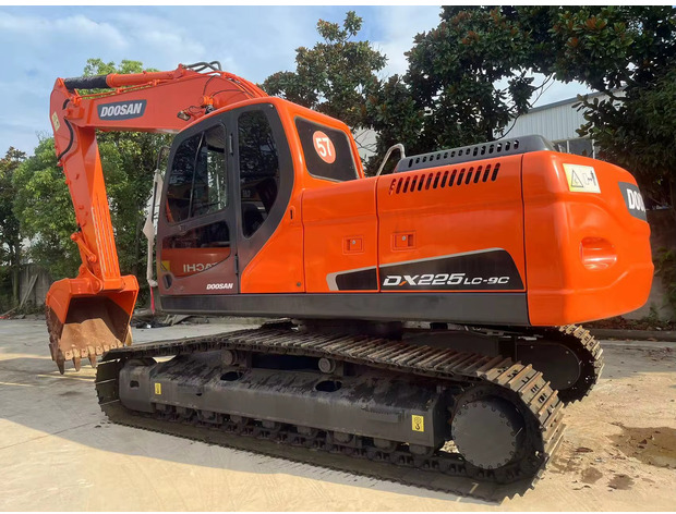 Escavadora de rastos 2023 Doosan DH225-9: foto 12