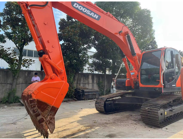 2023 Doosan DH225-9 - Escavadora de rastos: foto 2 2023 Doosan DH225-9 - Escavadora de rastos: foto 2