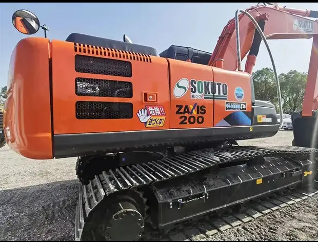 Escavadora de rastos 2023 Hitachi ZX200: foto 11