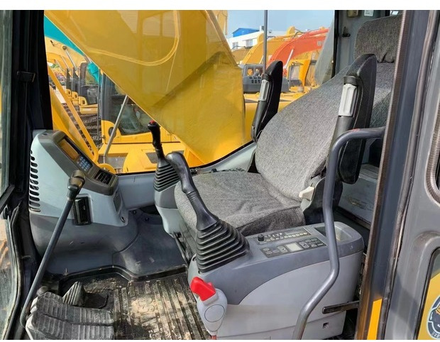 2023 Komatsu PC270 - Escavadora de rastos: foto 5 2023 Komatsu PC270 - Escavadora de rastos: foto 5