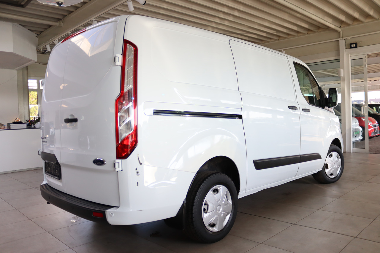 Ford Transit - Furgão compacto: foto 4 Ford Transit - Furgão compacto: foto 4