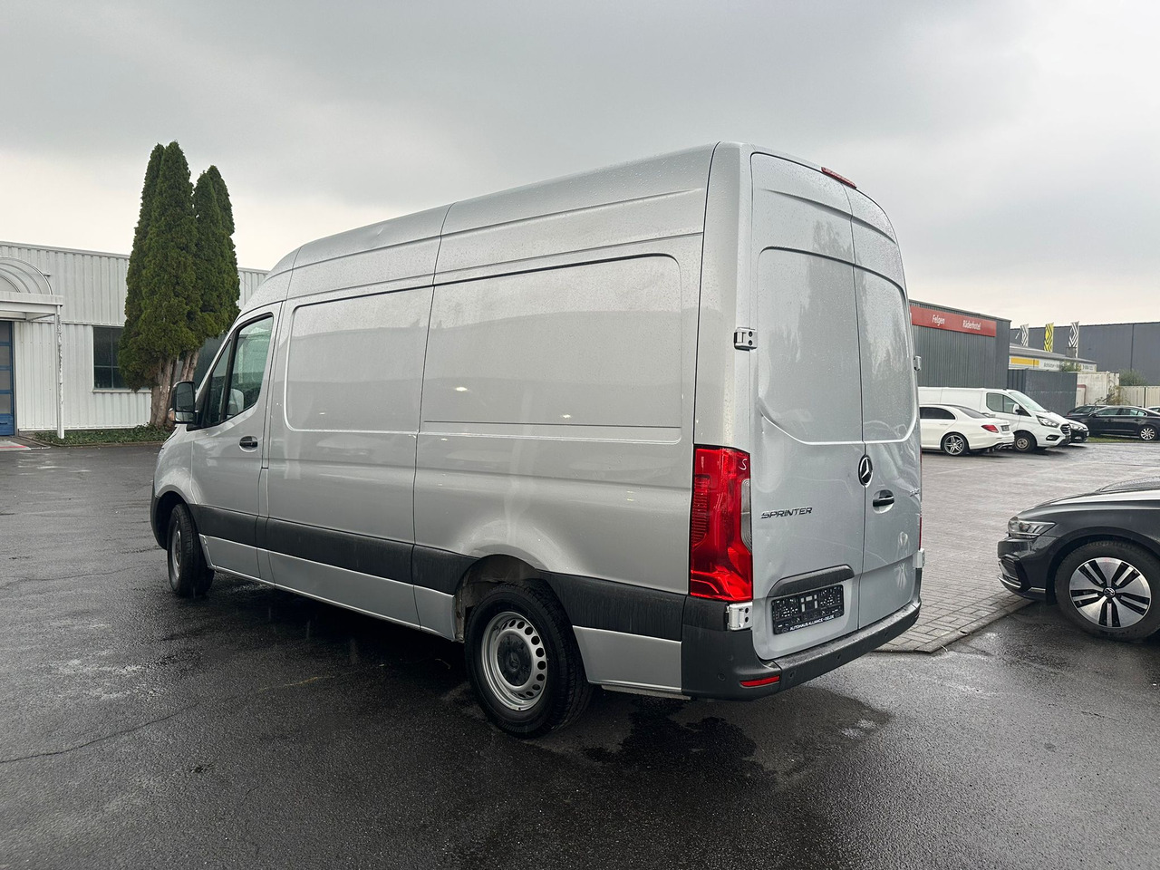 MERCEDES-BENZ Sprinter - Furgão: foto 3 MERCEDES-BENZ Sprinter - Furgão: foto 3