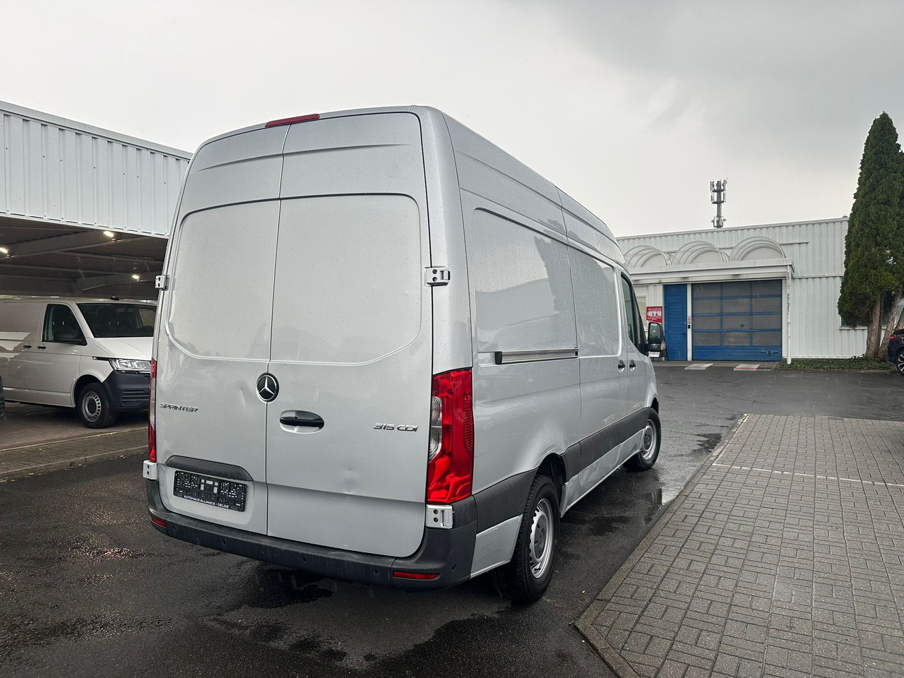MERCEDES-BENZ Sprinter - Furgão: foto 4 MERCEDES-BENZ Sprinter - Furgão: foto 4