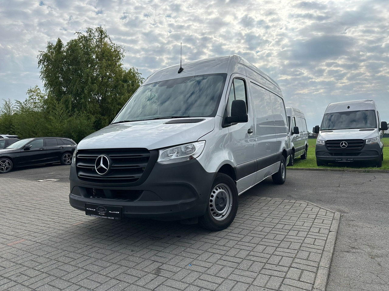 MERCEDES-BENZ Sprinter - Furgão: foto 1 MERCEDES-BENZ Sprinter - Furgão: foto 1