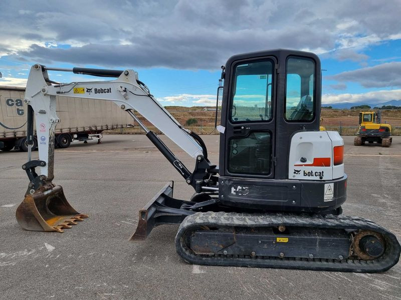 BOBCAT E45 - Mini escavadeira: foto 1 BOBCAT E45 - Mini escavadeira: foto 1