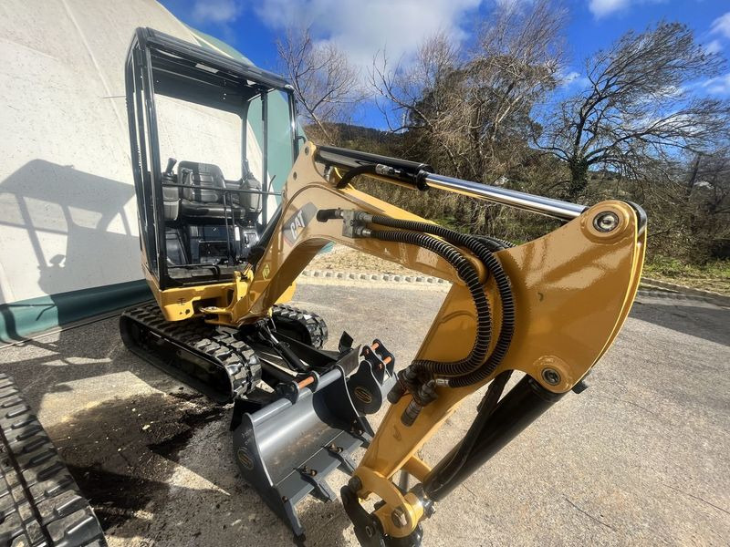 CATERPILLAR 301.C - Mini escavadeira: foto 2 CATERPILLAR 301.C - Mini escavadeira: foto 2