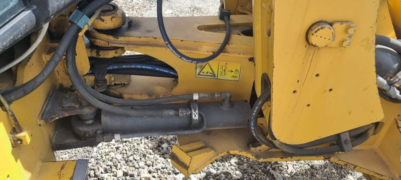 CATERPILLAR 908H - Carregadeira de rodas: foto 5 CATERPILLAR 908H - Carregadeira de rodas: foto 5